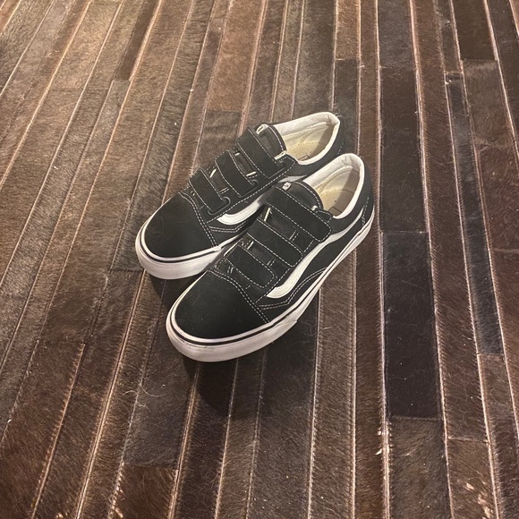 Vans Shoes - VANS OLD SKOOL V